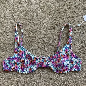 Frankies Bikinis Anna Top in Flower Farm